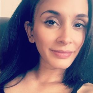 Meet your Posher, Adriana